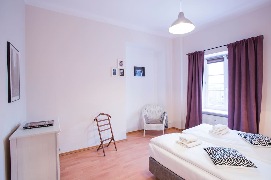 1st bedroom