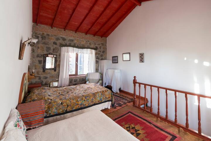 Ოთახი 2 Sümbül
