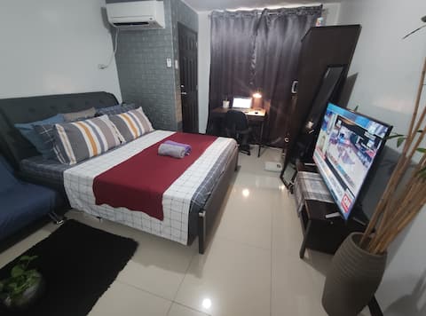 Cozy Studio near Alabang,Metro Manila
