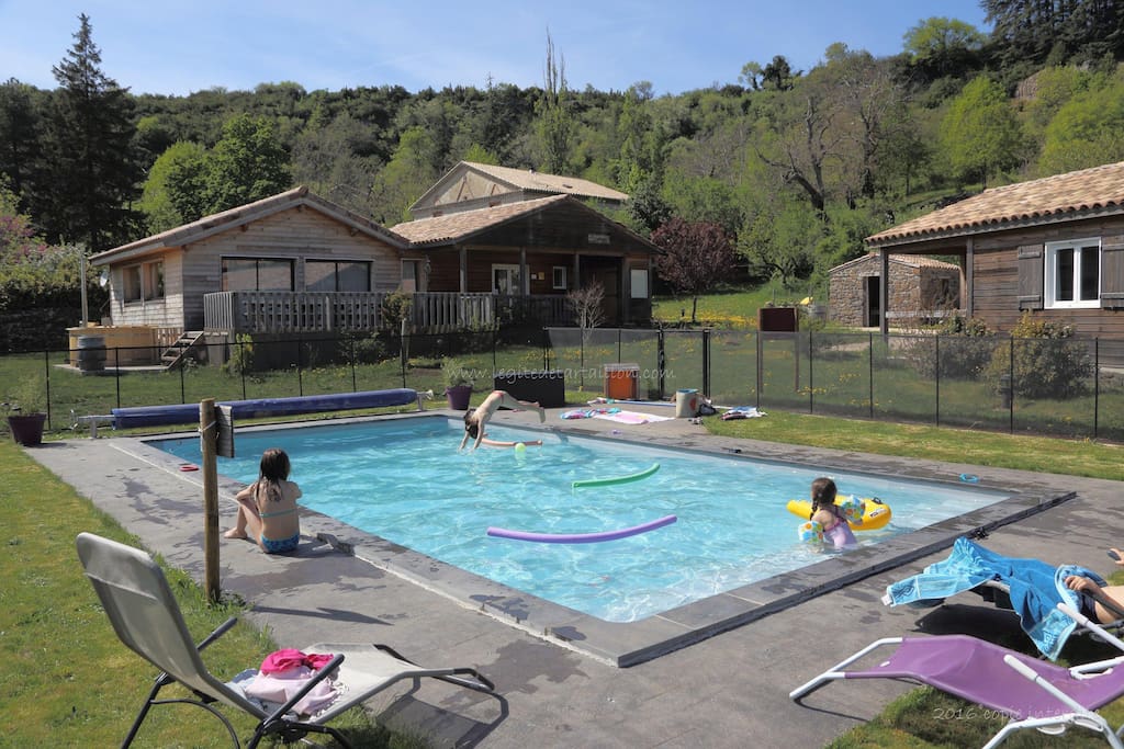 Piscine commune