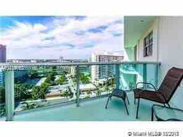 Download Apartaments de 1 dormitori a fort walton beach Desktop Wallpaper Free Apartaments De 1 Dormitori A Fort Walton Beach