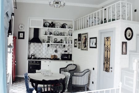 Freedom House at Freedom Square