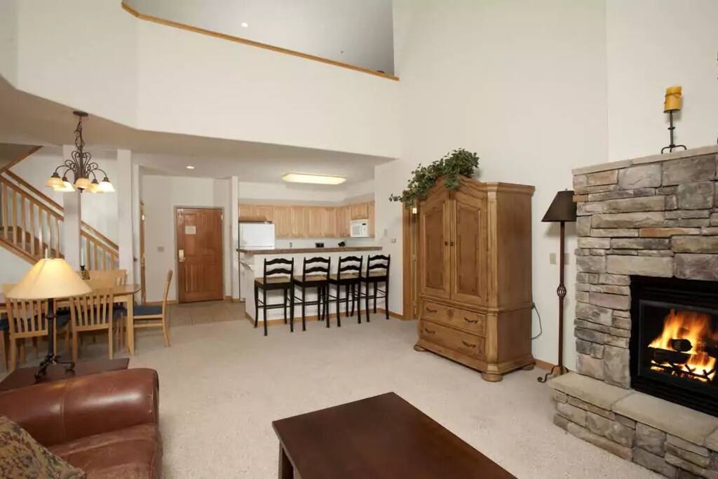 Take a seat in the comfy living room after a day on the slopes.