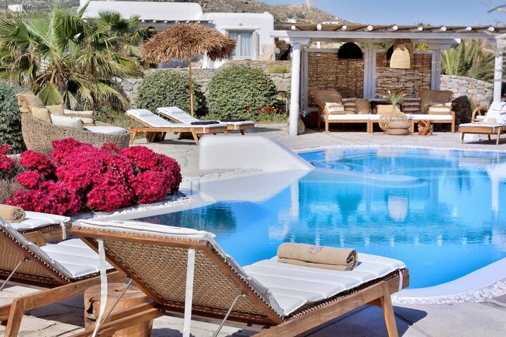 Stunning Villa Clio Sea View gallery image 5