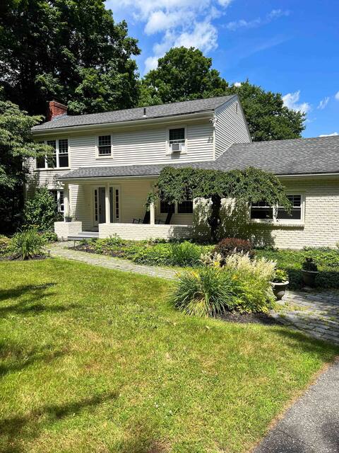 Litchfield Family-friendly Country Home