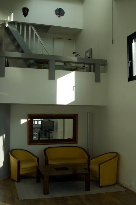 SALON