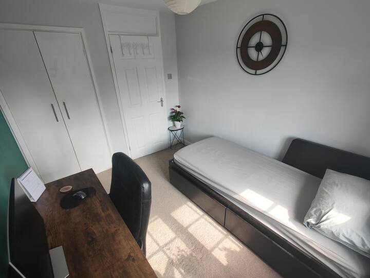 Double Room in Caversham Houses for Rent in Reading, England, United