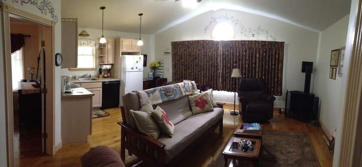 Hummingbird Suite - Acadia National Park