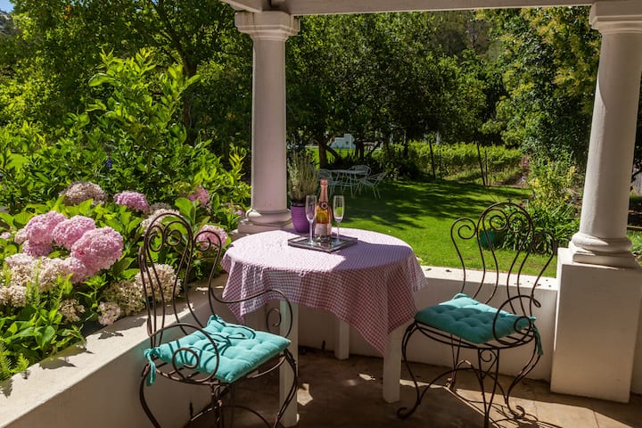 Bed and breakfast in Caledon · ★4.75 · 1 bedroom · 4 beds · 1 private bath