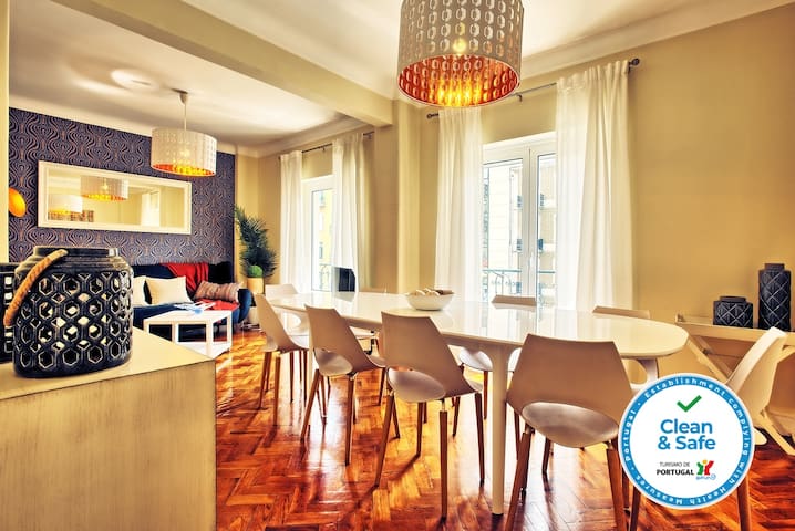 ALMIRANTE 3 with a big balcony