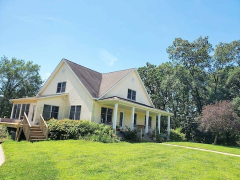 The Cottage at Twin Creeks Farm