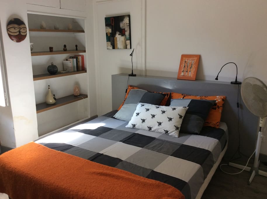 chambre avec lit 160
