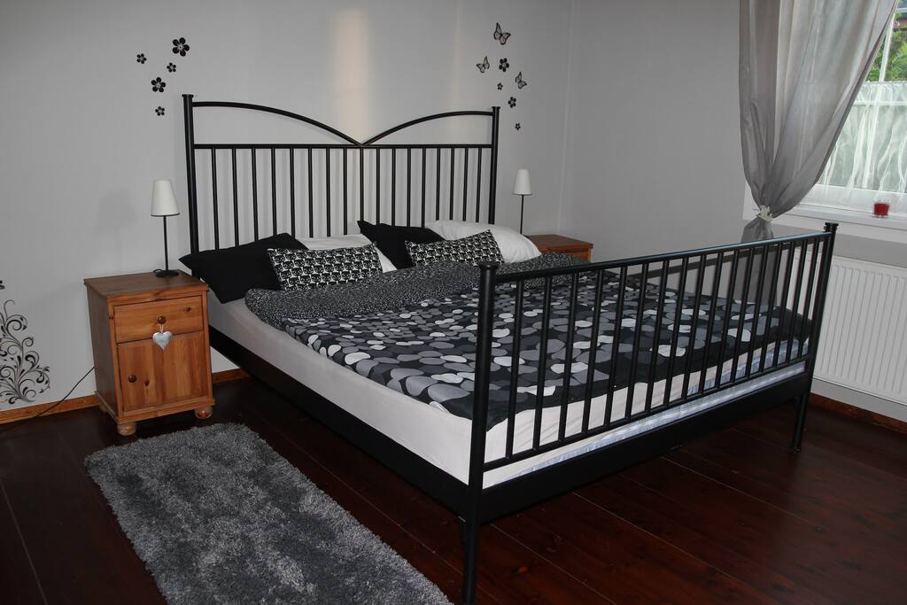 Room 1