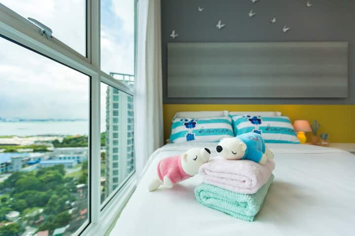 Positive reviews 1! SEAViEW CleanCozy Suite WiFi + Netflix Sea View Suite @ Anju Ko Ko Ko