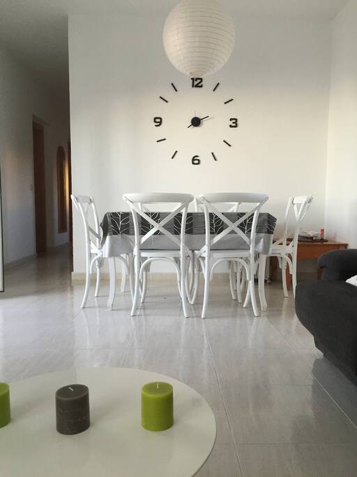 Salle à manger avec vue mer accès terrasse