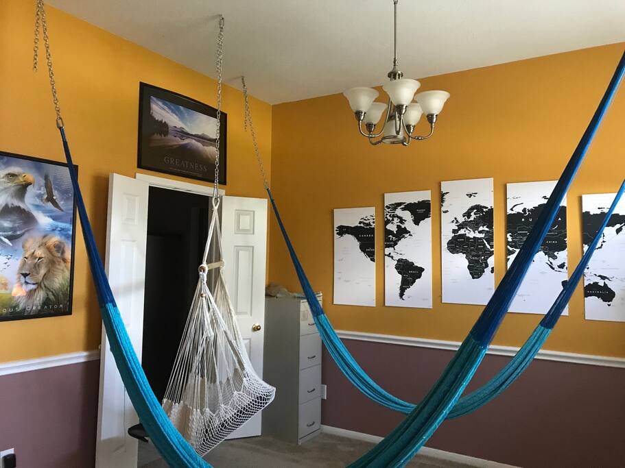 Hammock room