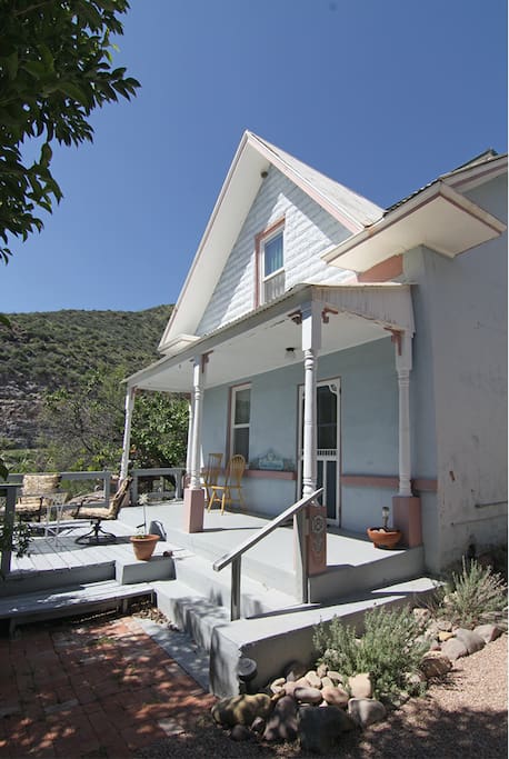 Exterior of Casa Antigua