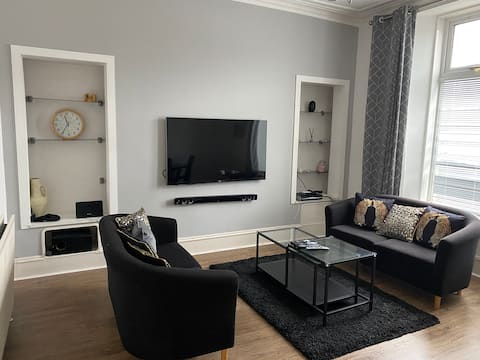 Successful Airbnb property: Beautiful haven in Aberdeen city center in Torry & Ferryhill