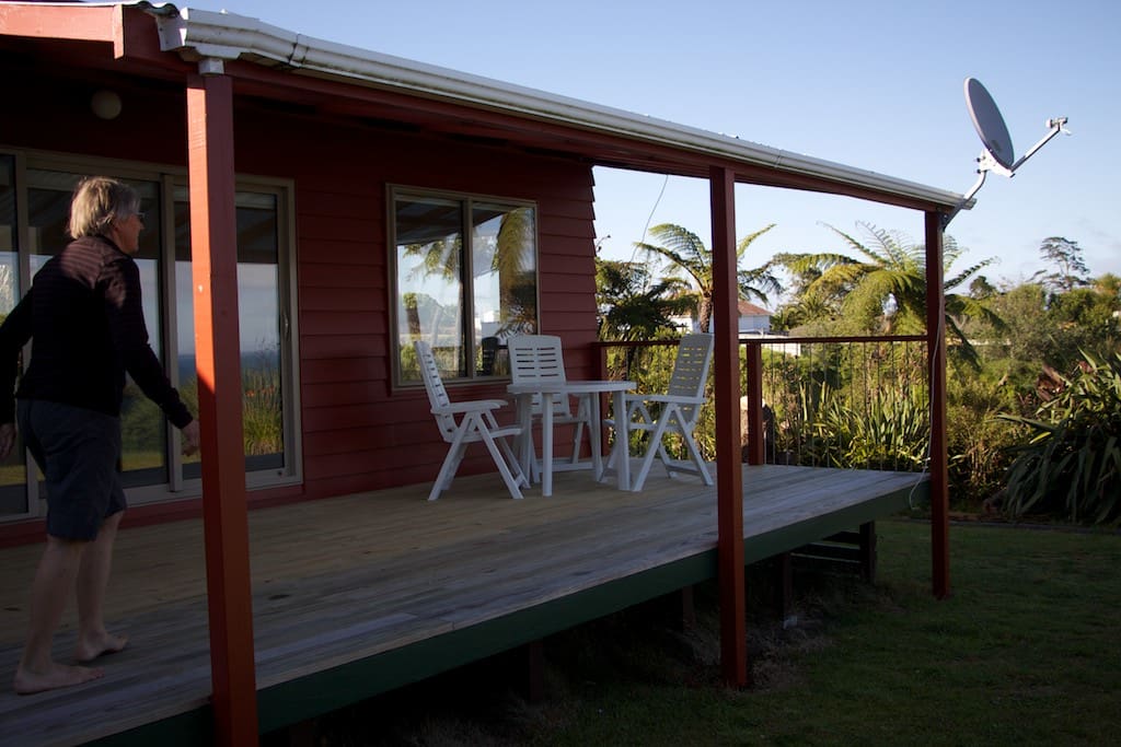 Deck that faces the estuary and ocean - sunsets are 5*****