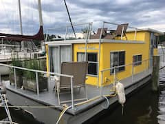 Floating+home%2C+fresh+breezes..