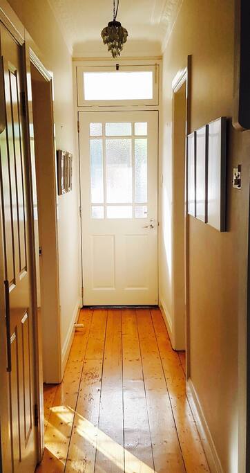Hall / Entrance