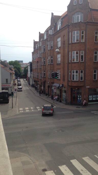 3 min to city center