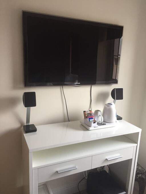 40' Samsung Tv, Focal sound system