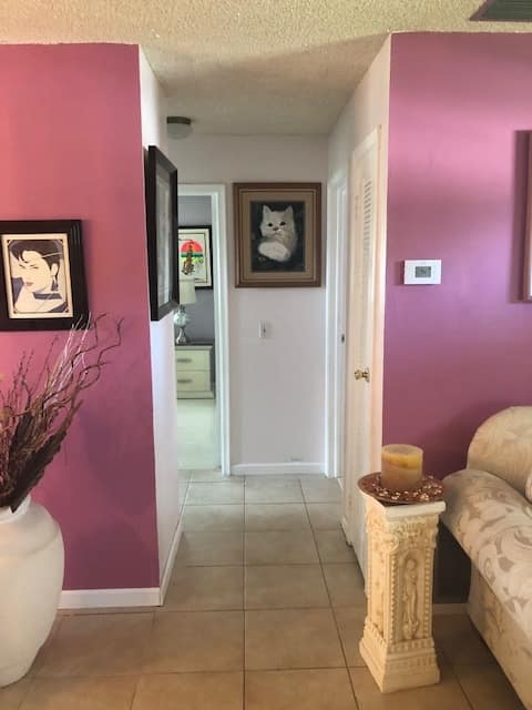 Top performing Airbnb: Terry's Cozy Corner in Sunrise