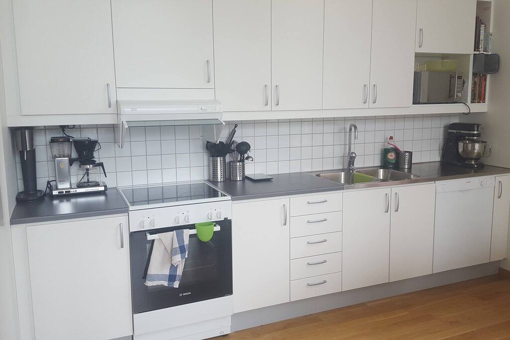Kitchen (fully equipped) with an excellent coffee maker
