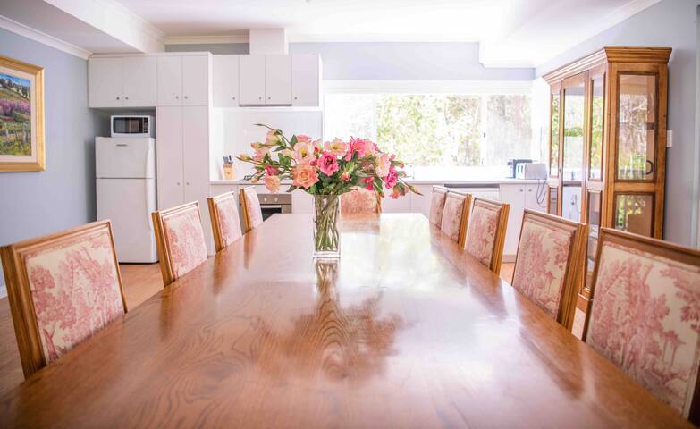 HYDRANGEA HOUSE @ BRAMLEY HOLLOW gallery image 4