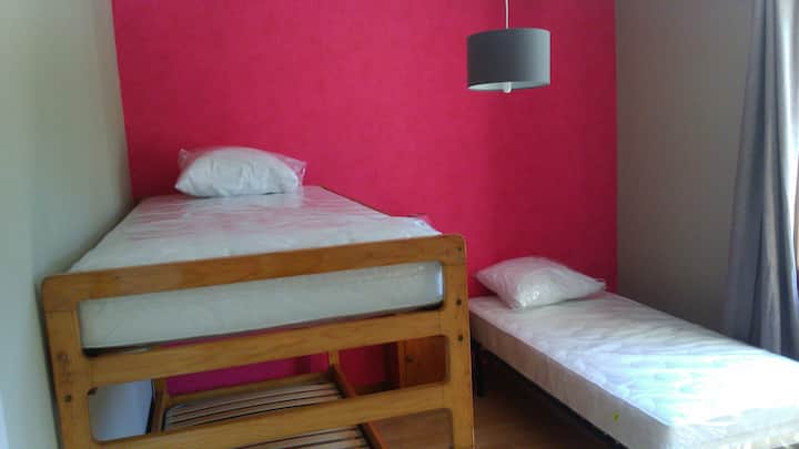 3 lits en 90
literie neuve