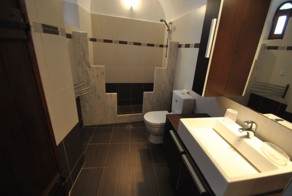 Bathroom Property 2