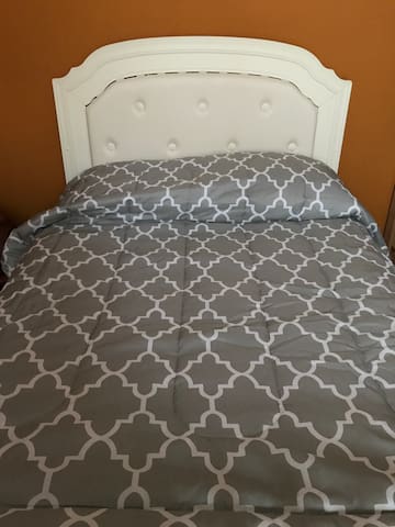 Airbnb Vaudreuil Dorion Vacation Rentals Places To Stay