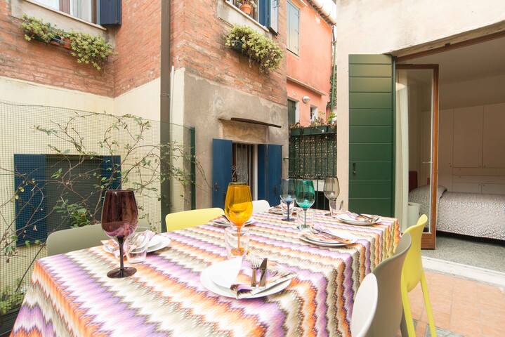 Stunning house, 3 outside spaces,4 bedrooms gallery image 5