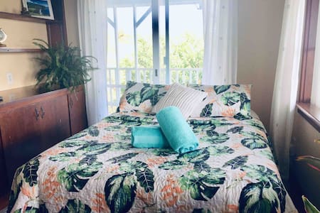 Unique Nature Retreat BnB with Breathtaking Views