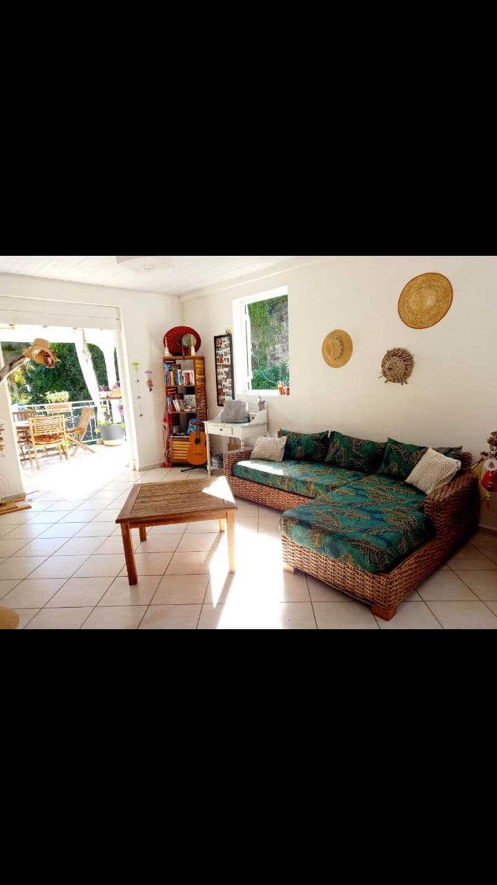 Agréable Maison Calme Et Ventillée à Sainte Anne