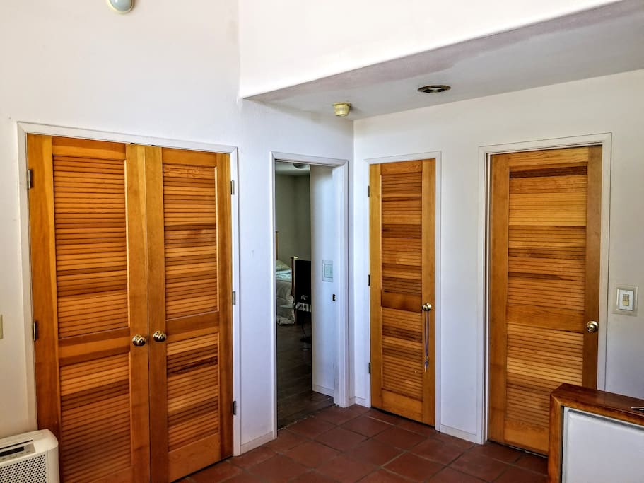 room entrance door