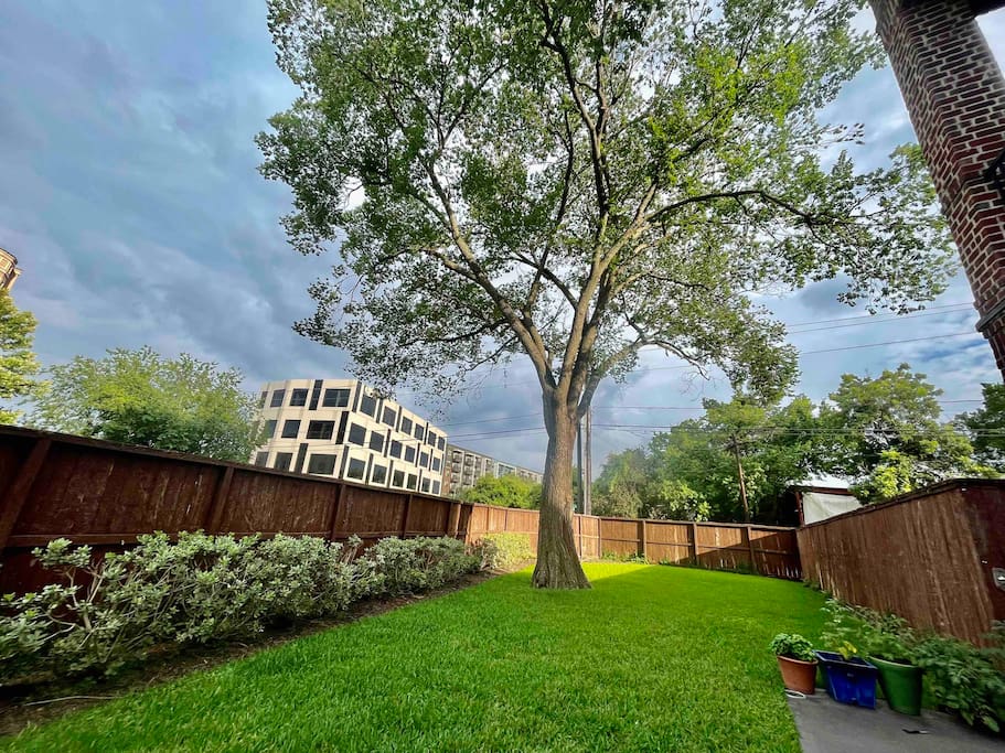 Asbury Retreat-Family&Pet Friendly- Huge Outdoor!