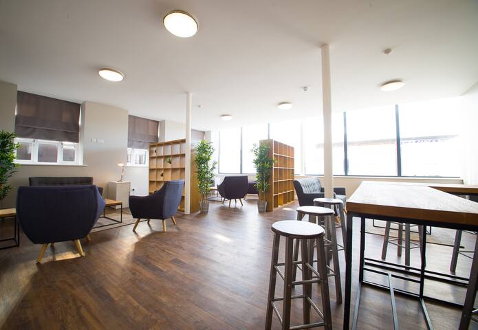 Fox Street Twin Studio (2)