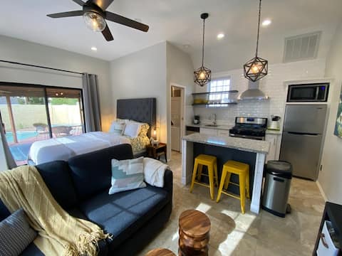 Top performing Airbnb: The Iconic Palm Lane Pool House in Encanto