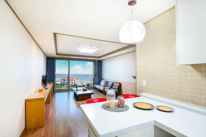 Jejuresort managed Airbnb listing 2