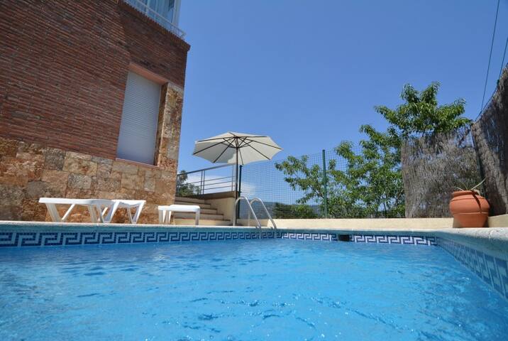 Club Villamar – Nelly gallery image 3