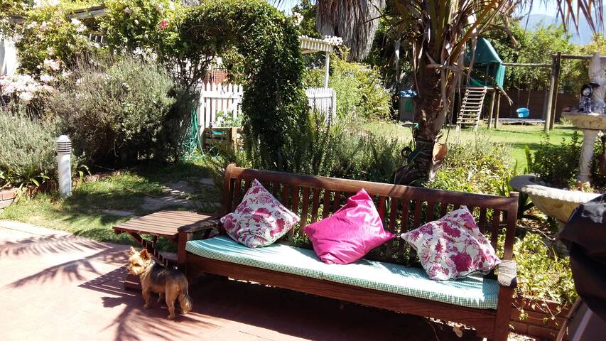 Constantia Lazy River Willow Suite gallery image 3