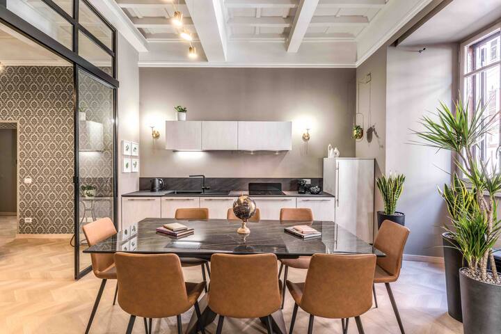 White Miracle Suite gallery image 4