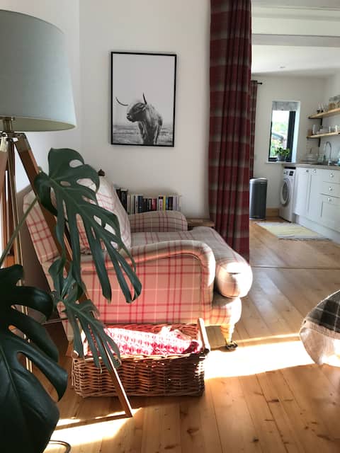 Popular Airbnb listing: Garden Retreat: Quiet Central Studio, Free Parking in Inverness Millburn