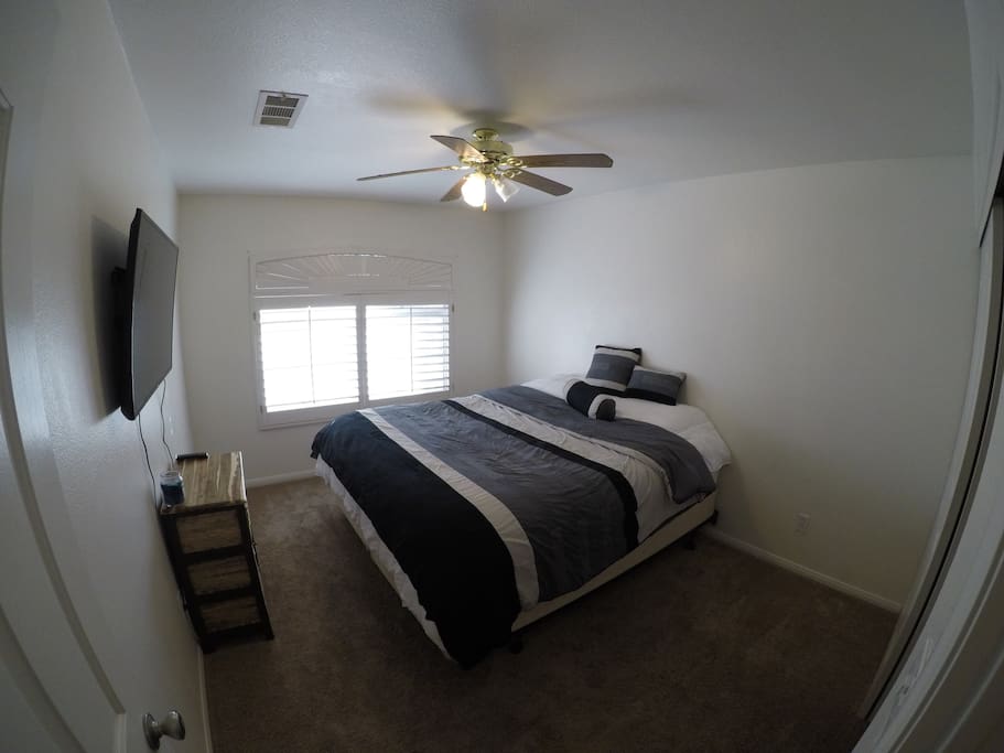 California King bed, 1800 thread count sheets, cox contour tv HBO ESPN & over 200 + channels