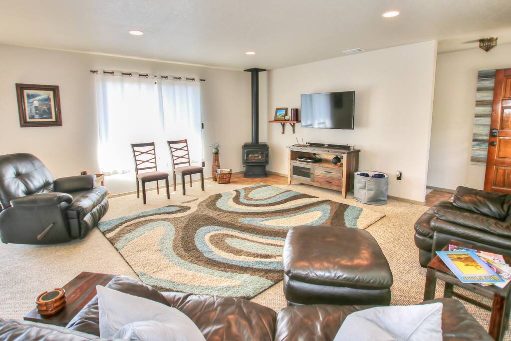 Spacious living room with wifi, large flat screen and comfortable seating
