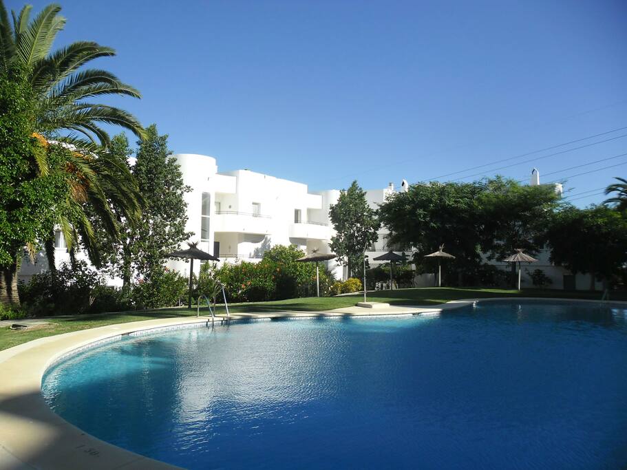 Shared swimming pool