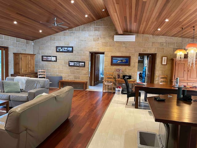 Coralwood Cottage in native garden landscape