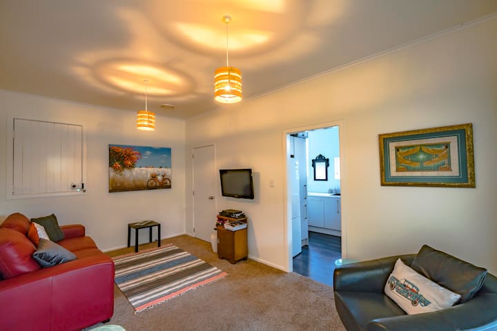 Semi Self-contained & Central Beach Haven - Mount Maunganui